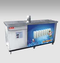 Block ice machine